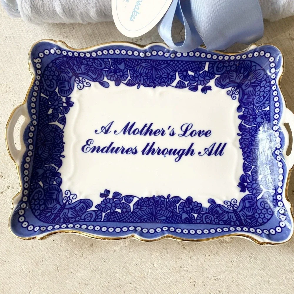 I Godinger & Mother’s Day Gifts for Mom Ceramic Trinket‎ Tray Lovie Blanket Blue